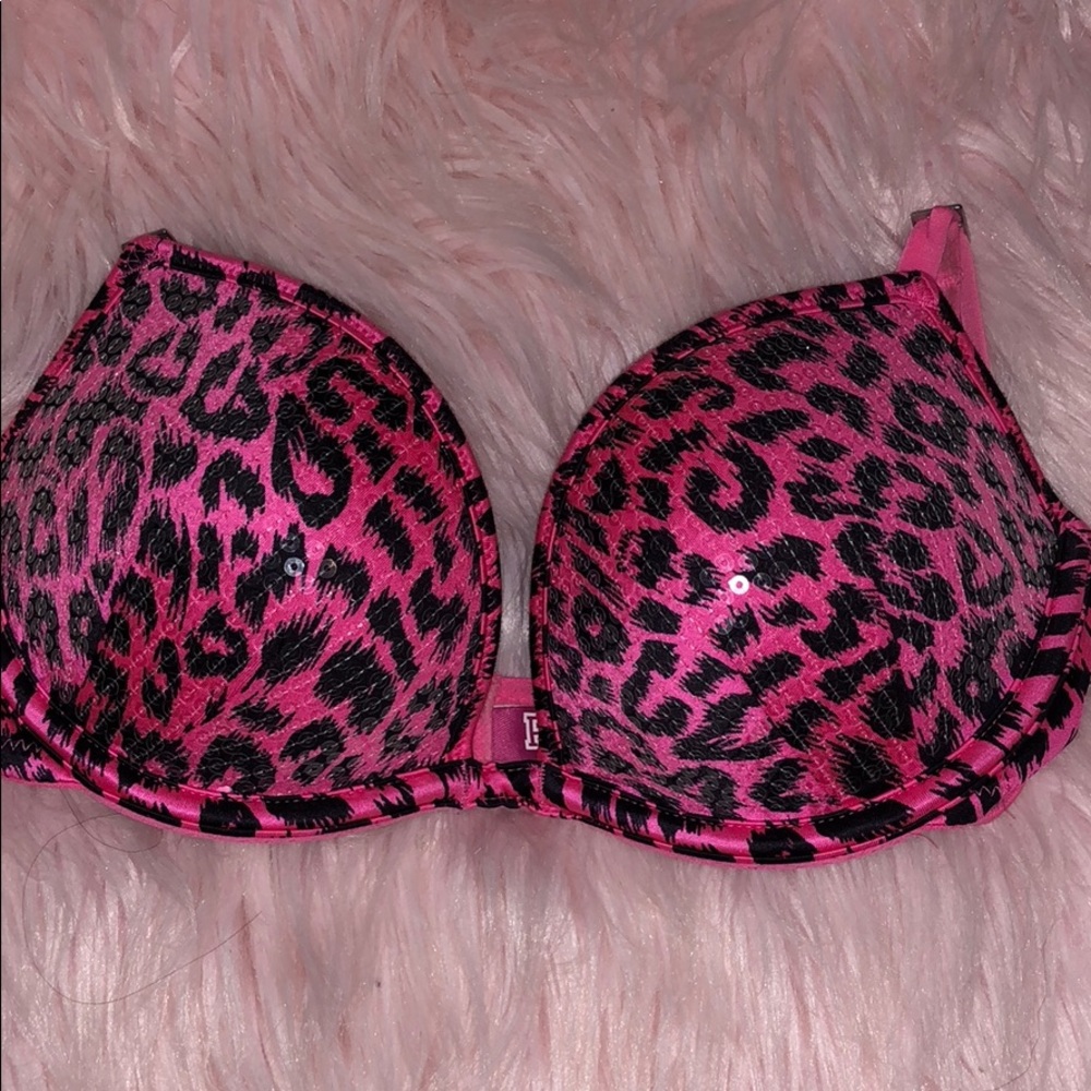 VS PINK Fashion Show Bra